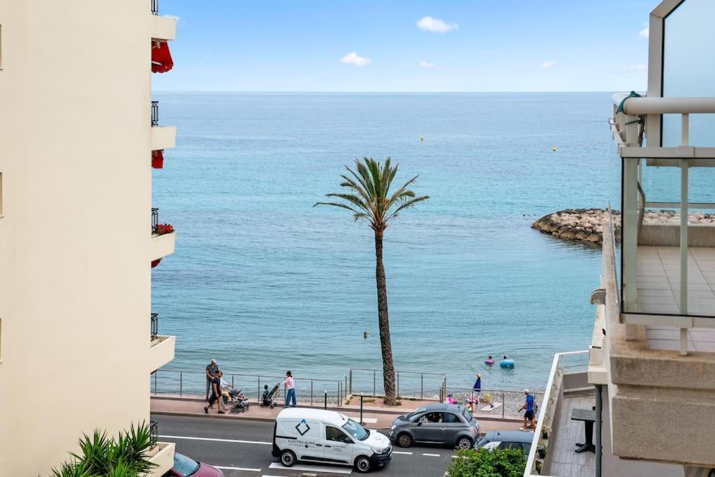 Riviera Prestige - Front De Mer - Terrasse - Parking Рокбрюн-Кап-Мартин Екстериор снимка